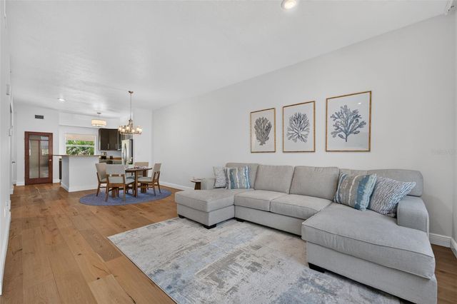 433 CENTRAL AVENUE, Sarasota, FL 34236