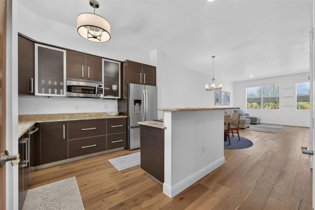 433 CENTRAL AVENUE, Sarasota, FL 34236
