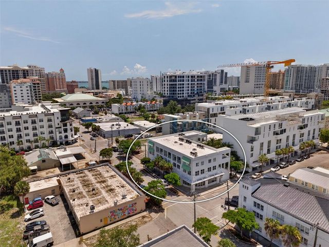 433 CENTRAL AVENUE, Sarasota, FL 34236