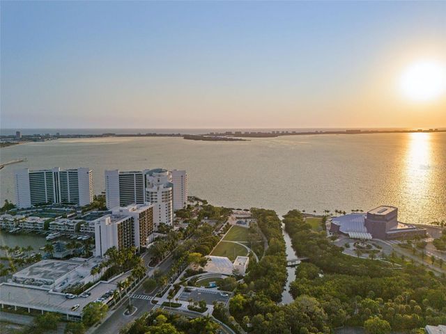 433 CENTRAL AVENUE, Sarasota, FL 34236