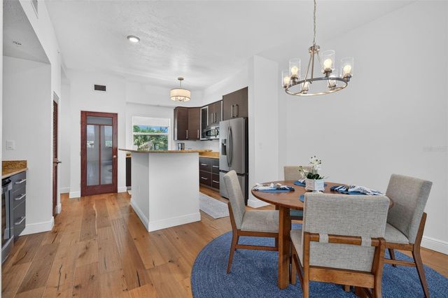 433 CENTRAL AVENUE, Sarasota, FL 34236