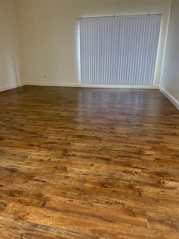 10440 High Hollows Drive 146, Dallas, TX 75230