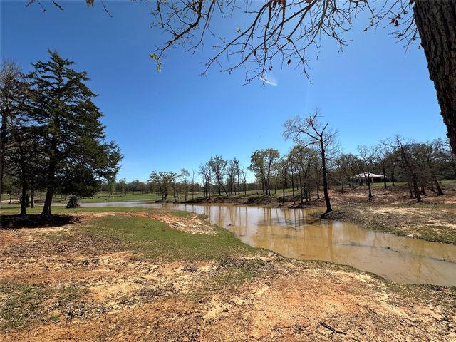 8773 I-45 S, Centerville, TX 75833