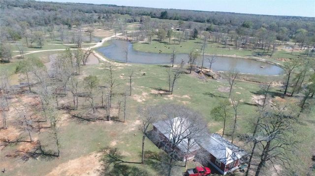 8773 I-45 S, Centerville, TX 75833