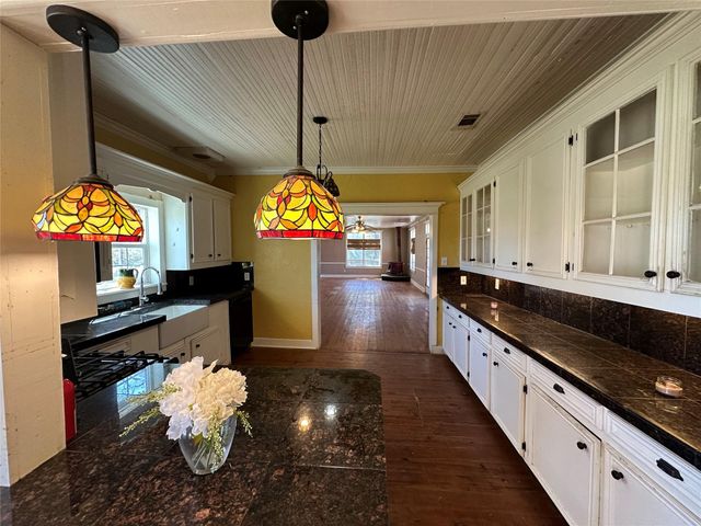 8773 I-45 S, Centerville, TX 75833