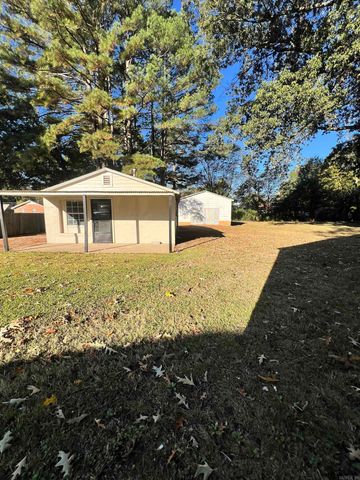 303 N Main Street, Bald Knob, AR 72010