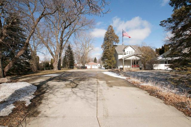 23515 Glenwood Road, Clinton Twp, MI 48035