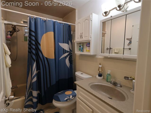 719 Sheryl Drive, Waterford Charter Township, MI 48328