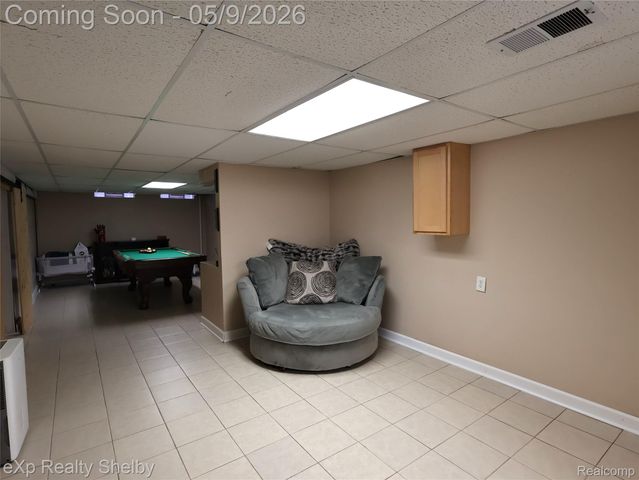 719 Sheryl Drive, Waterford Charter Township, MI 48328