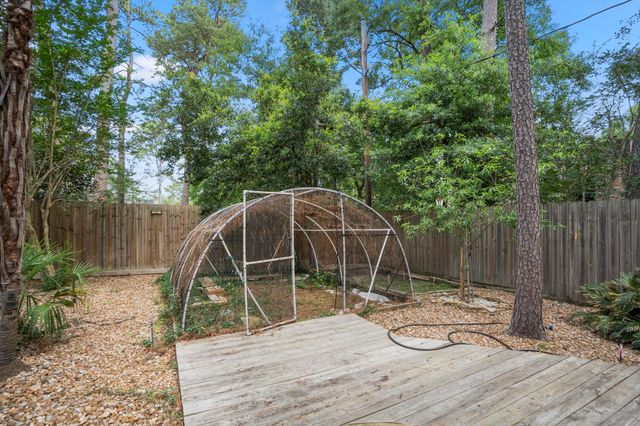 17214 Hill View Lane, Spring, TX 77379