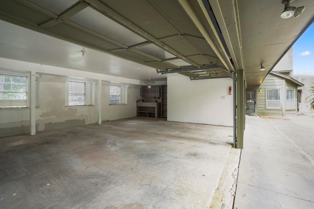 17214 Hill View Lane, Spring, TX 77379
