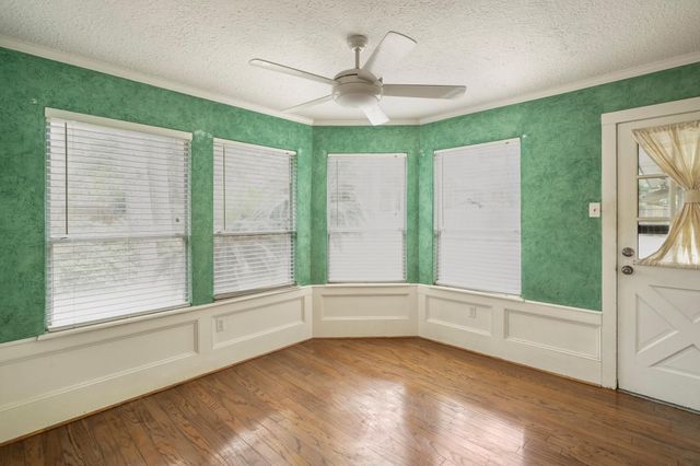 17214 Hill View Lane, Spring, TX 77379