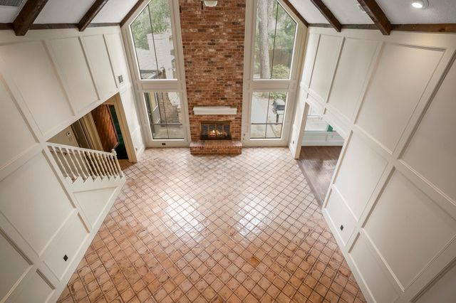17214 Hill View Lane, Spring, TX 77379