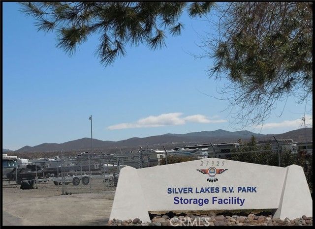 26701 Blue Water Road, Helendale, CA 92342