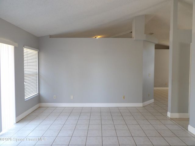 1006 Locust Avenue NW, Palm Bay, FL 32907