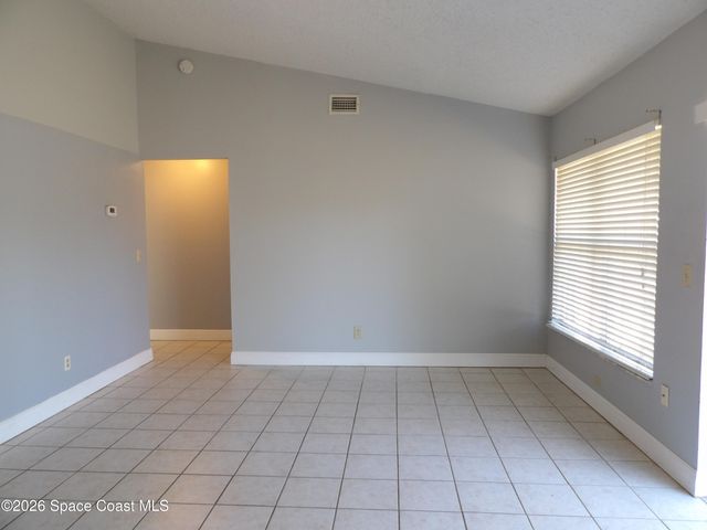 1006 Locust Avenue NW, Palm Bay, FL 32907