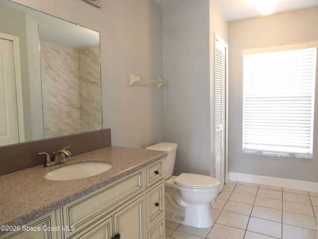 1006 Locust Avenue NW, Palm Bay, FL 32907