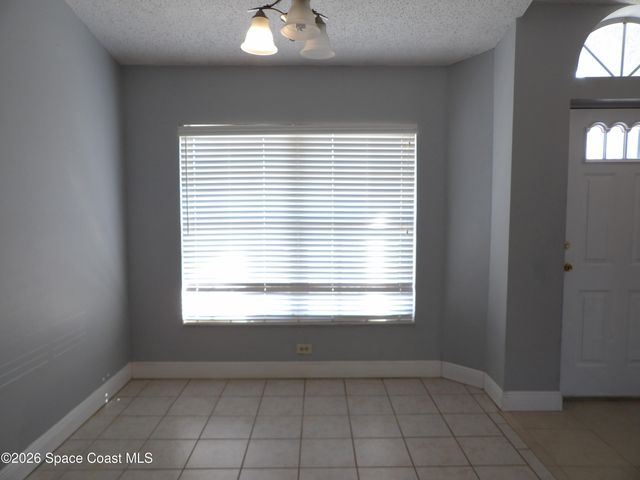 1006 Locust Avenue NW, Palm Bay, FL 32907