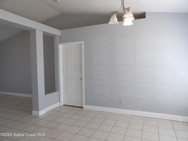 1006 Locust Avenue NW, Palm Bay, FL 32907