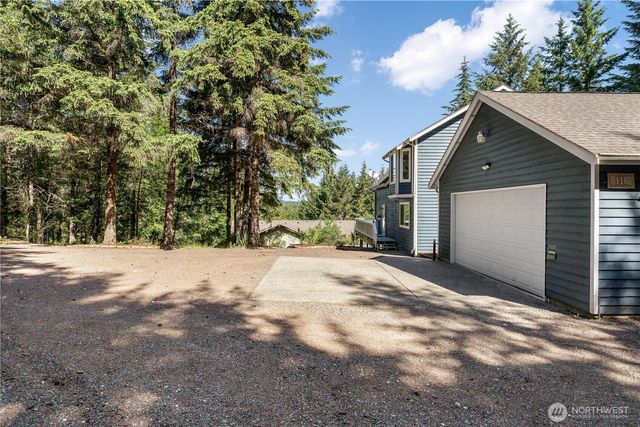 110 E Glacier Crest Road, Grapeview, WA 98546