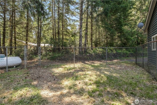 110 E Glacier Crest Road, Grapeview, WA 98546