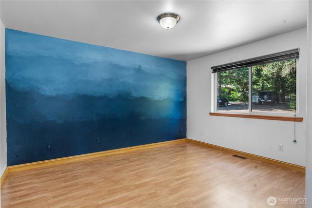110 E Glacier Crest Road, Grapeview, WA 98546