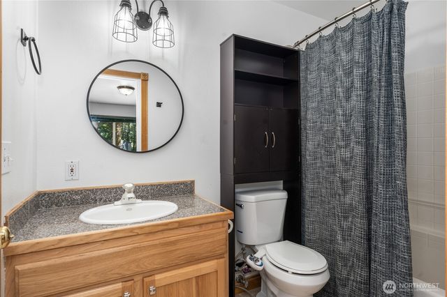 110 E Glacier Crest Road, Grapeview, WA 98546