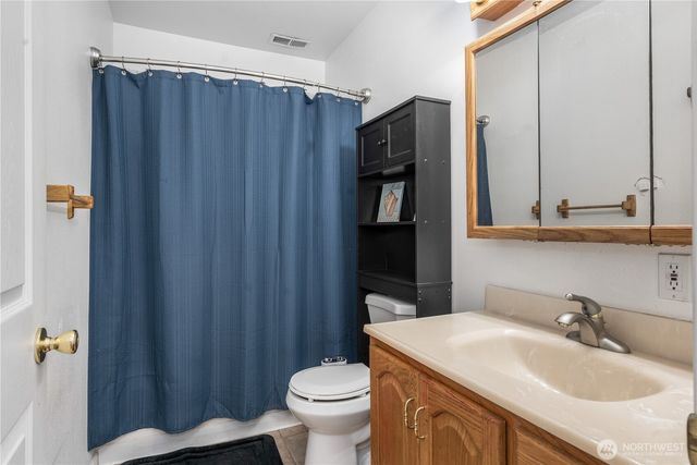 110 E Glacier Crest Road, Grapeview, WA 98546