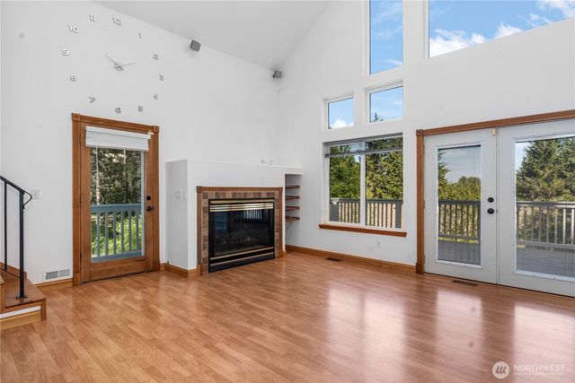 110 E Glacier Crest Road, Grapeview, WA 98546