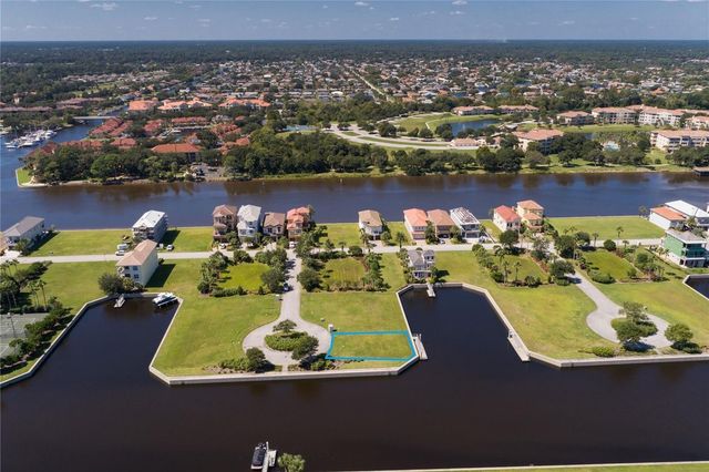 10 CUTTER COURT, Palm Coast, FL 32137