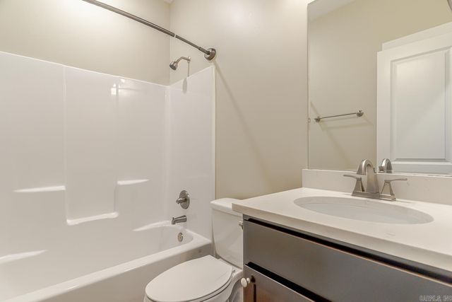 3715 Leafy Pass, Jonesboro, AR 72404