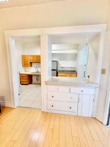 2923 Wheeler Street A, Berkeley, CA 94705