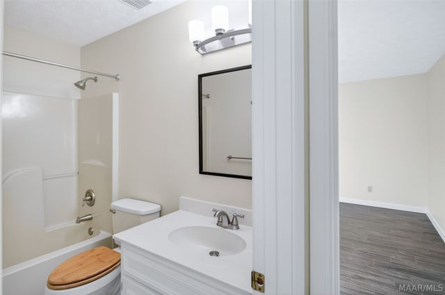 1007 Stableway Road, Pike Road, AL 36064