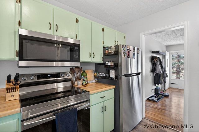 901 COOLIDGE ST, Cheyenne, WY 82007