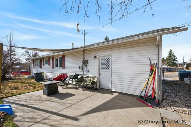 901 COOLIDGE ST, Cheyenne, WY 82007