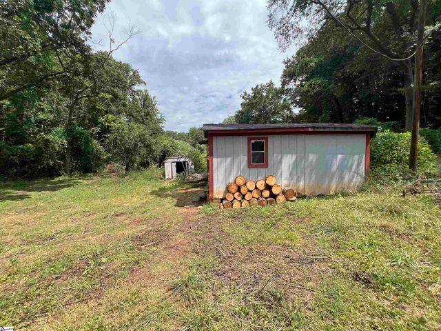 656 S Center Street, Spartanburg, SC 29301