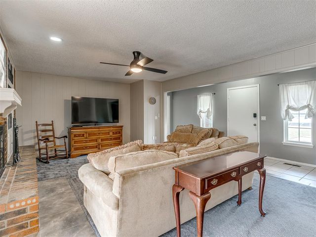 11616 Century Drive, Oklahoma City, OK 73162
