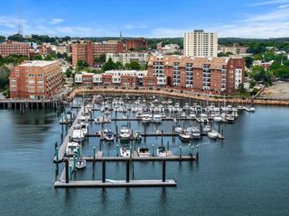 150 Lynnway 702, Lynn, MA 01902