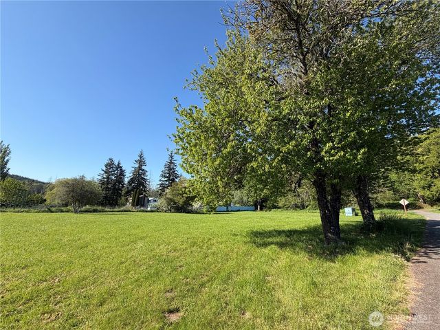 28897 X Highway 101, Quilcene, WA 98376
