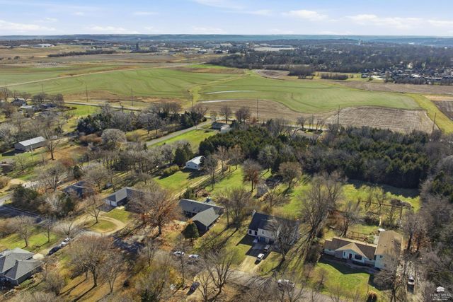 2609 Rogers Boulevard, Manhattan, KS 66502