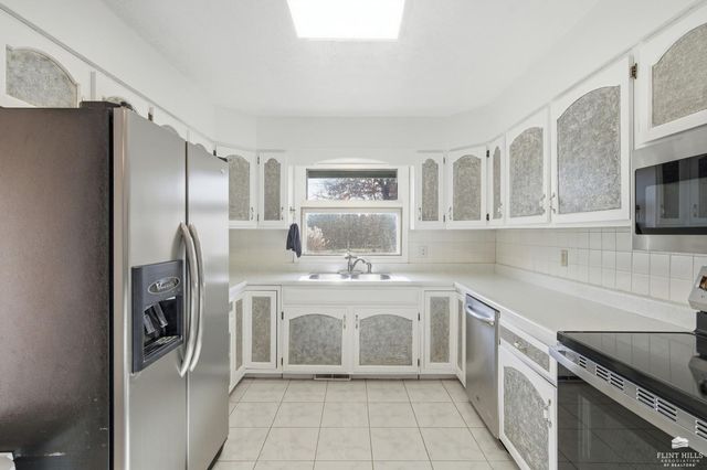 2609 Rogers Boulevard, Manhattan, KS 66502