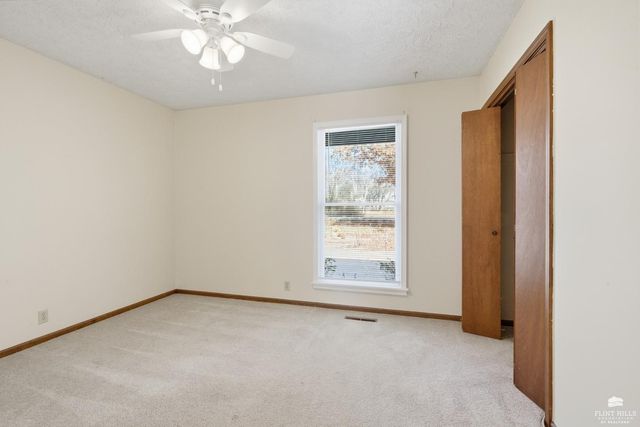 2609 Rogers Boulevard, Manhattan, KS 66502