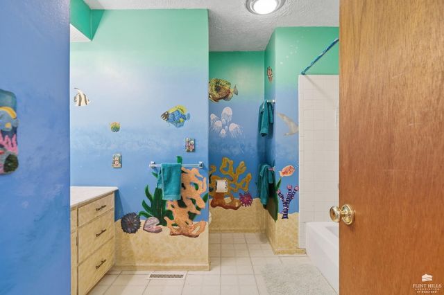 2609 Rogers Boulevard, Manhattan, KS 66502