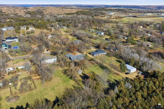 2609 Rogers Boulevard, Manhattan, KS 66502