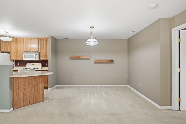 545 Cambridge Court 1d, Munster, IN 46321