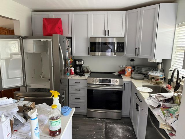 9540 Sunrise Lakes Boulevard 309, Sunrise, FL 33322