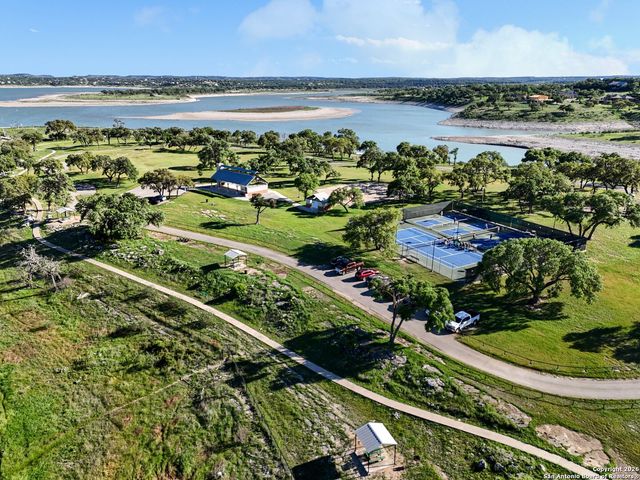 335 Arthur CT, Spring Branch, TX 78070