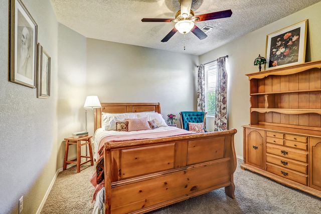 2563 Cerro Parrido Road SE, Rio Rancho, NM 87124