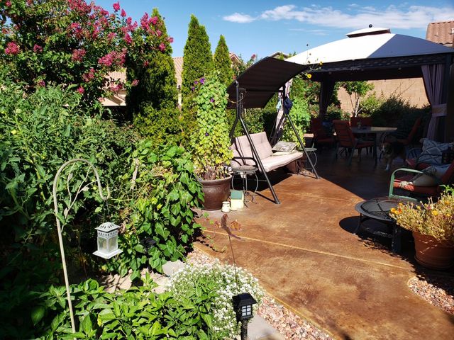 2563 Cerro Parrido Road SE, Rio Rancho, NM 87124