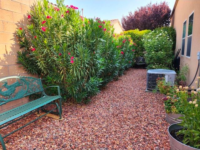 2563 Cerro Parrido Road SE, Rio Rancho, NM 87124